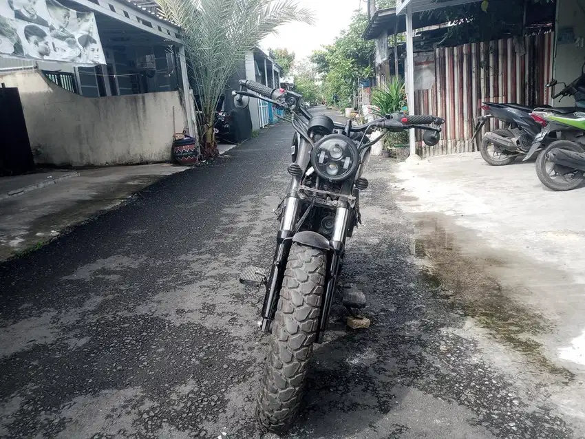 Motor Custom Bobber Benneli