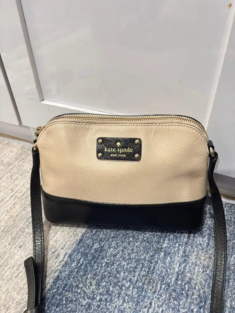 Kate Spade Cream Sling Bag