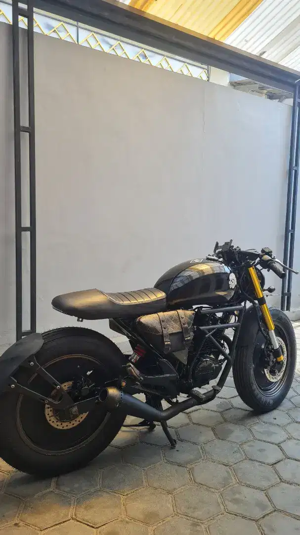 Motor custom basic megapro mono