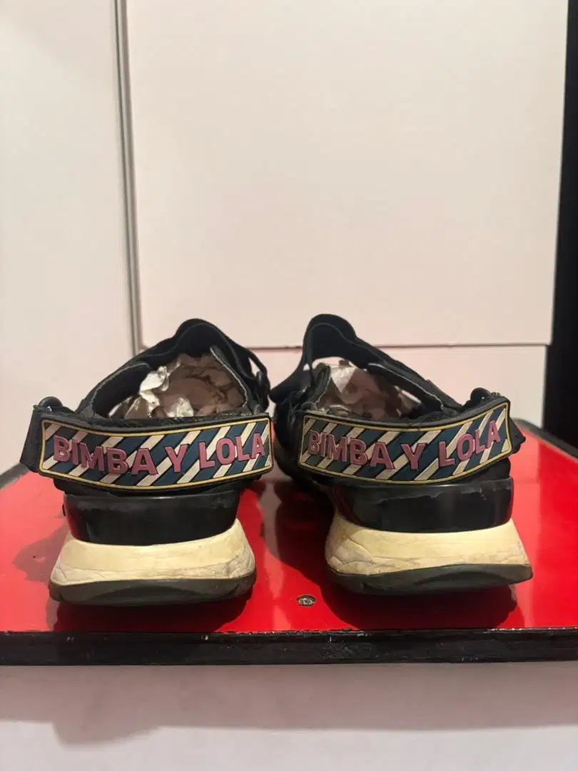Sepatu BIMBA Y LOLA