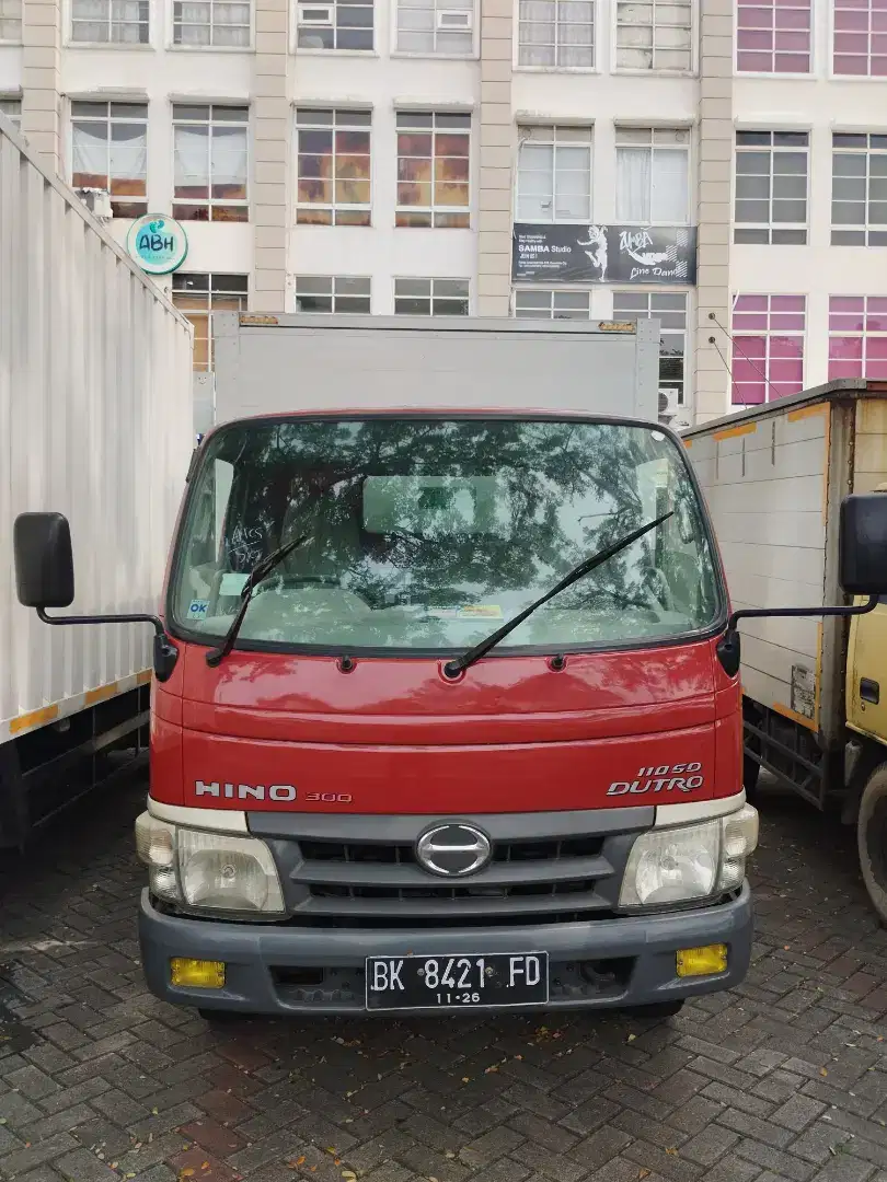 DIJUAL MOBIL HINO DUTRO BOX
