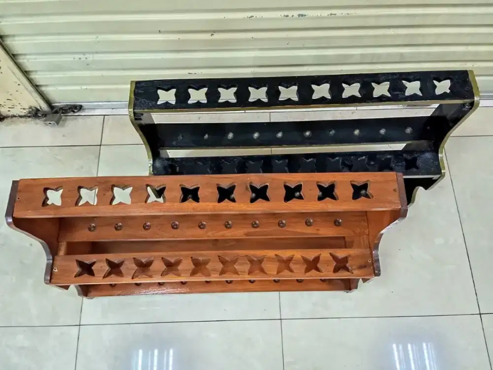 Jual jagrak keris isi 20 kayu jati