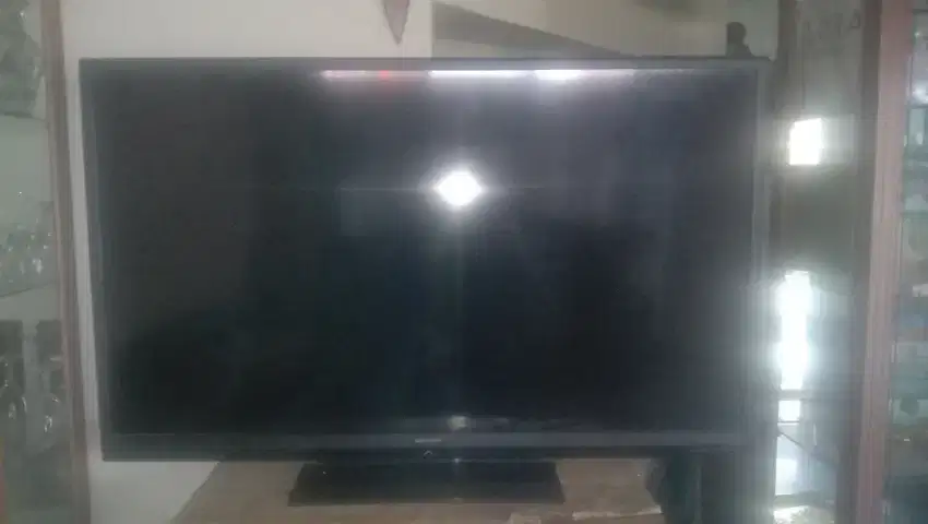 Tv lcd Sharp 63 inch
