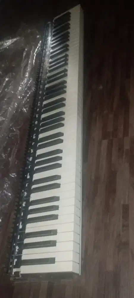 papan tuts. mekanik ex piano digital yamaha arius  YDP -S31