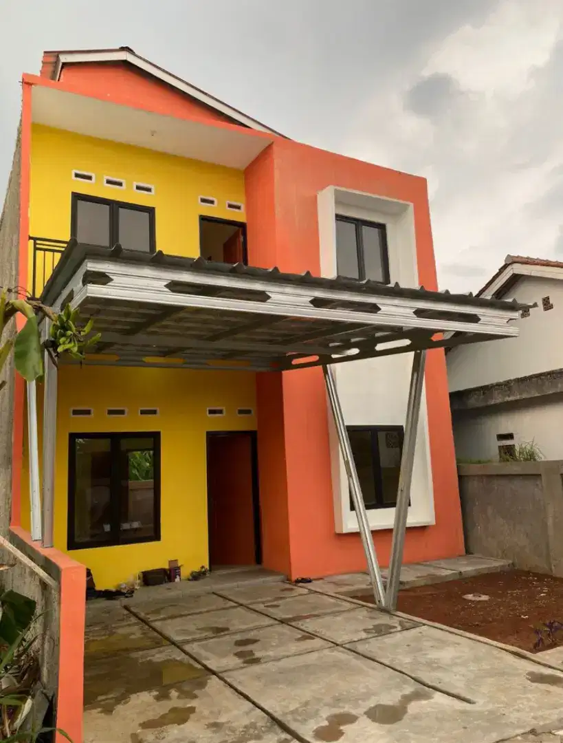 Rumah 2lantai KPR/Cash Ready siap Huni posisi hook