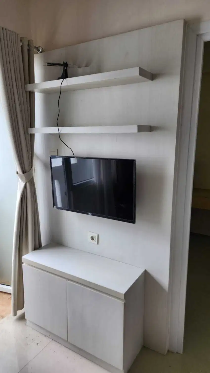 DISEWAKAN APARTEMEN 2 KAMAR GREEN PRAMUKA CITY SCARLET MALL TAHUNAN