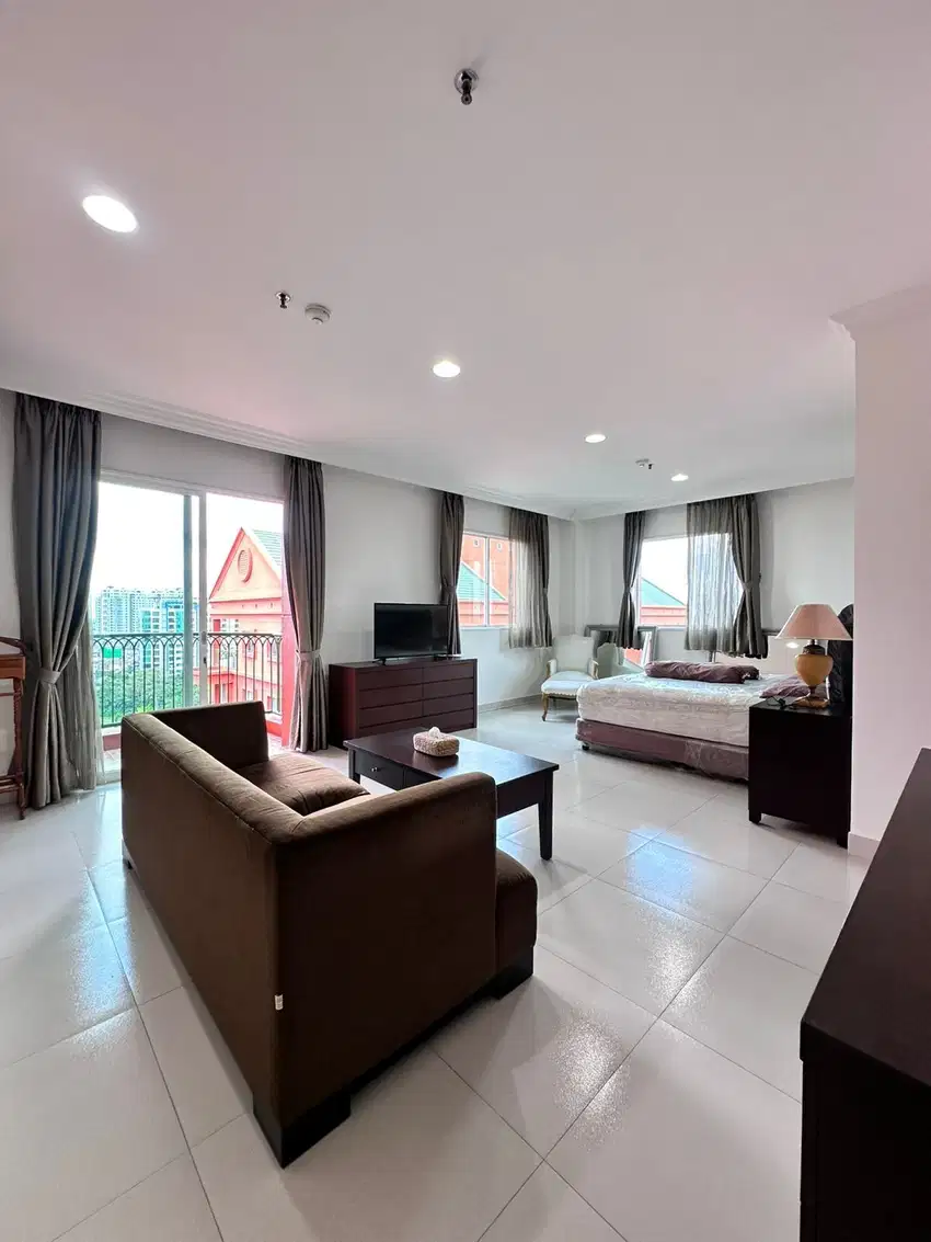 For Sale Spacious Penthouse 4BR with Golf Course, Greenview Apartment