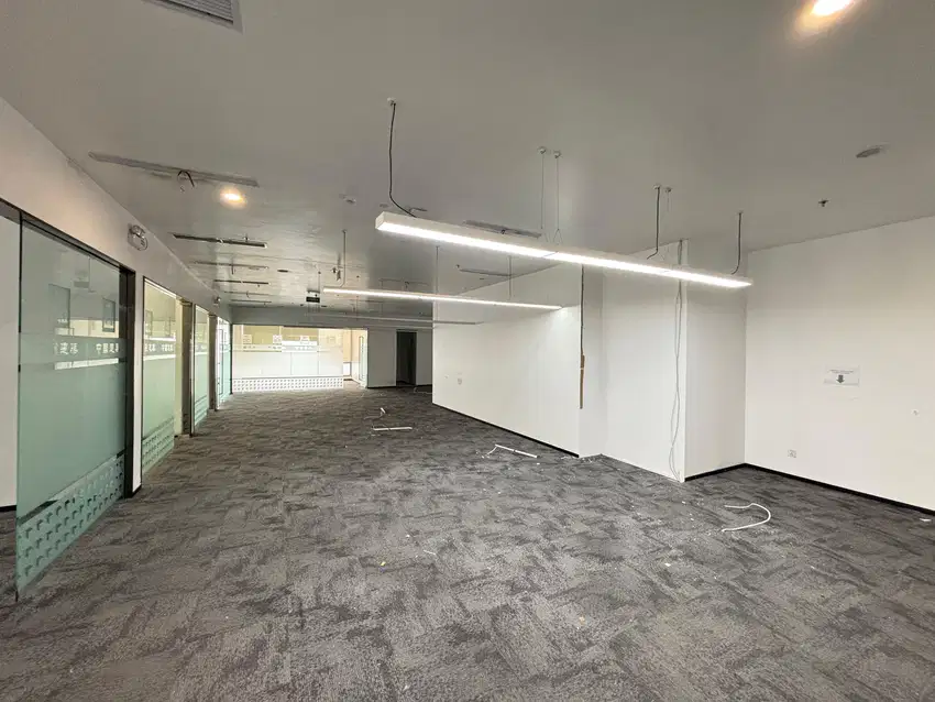 FOR RENT OFFICE SPACE SOHO CAPITAL CENTRAL PARK.
