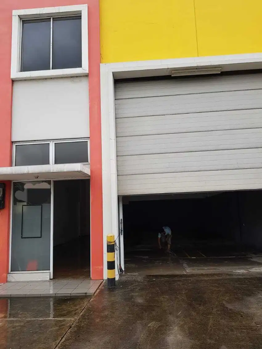 Dijual cepat Gudang di Bizpark Green Sedayu Cakung Jakarta Timur