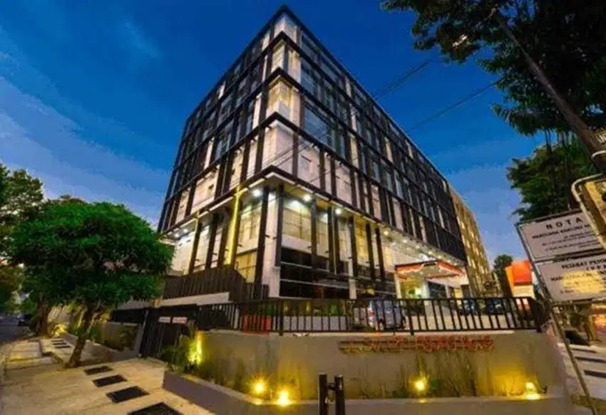 Dijual Hotel Bintang Tiga 75 Kamar DI Menteng Jakarta Pusat