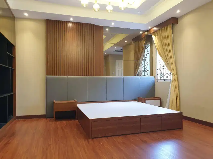 Dijual Rumah Siap Huni 3 Lt Di Bukit Gading Mediterania,Kelapa Gading