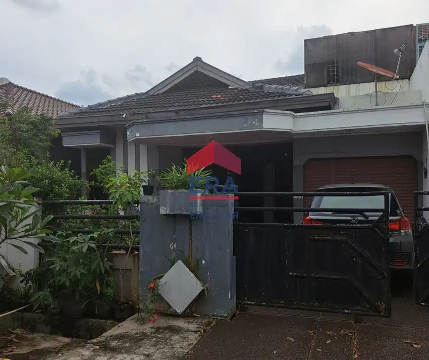Rumah Hitung Tanah di Taman Kebon Jeruk Intercon,10 menit ke Tol Joglo