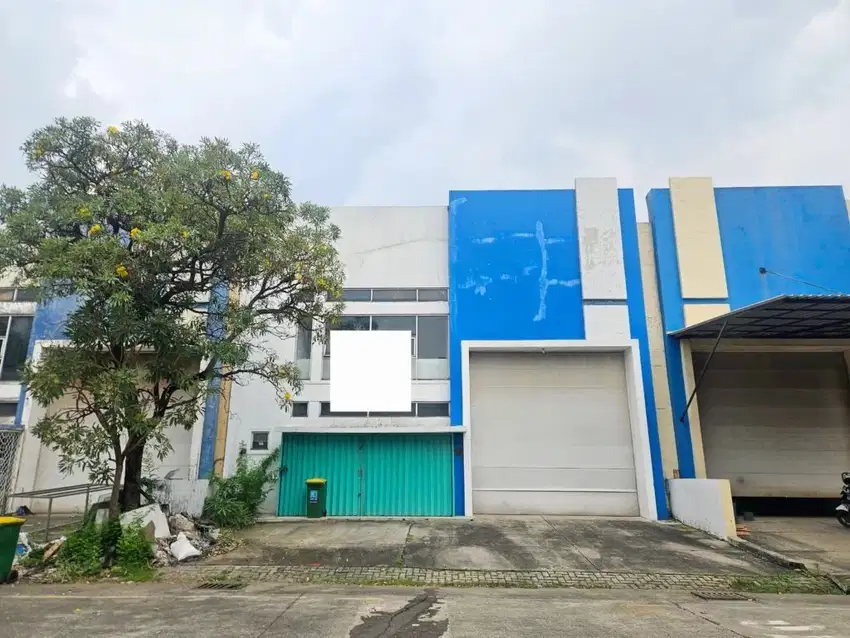 Gudang Siap Pakai di Kawasan Pergudangan Jaktim