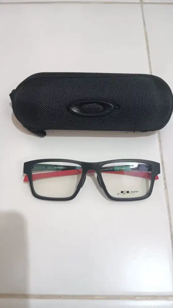 Menjual frame model sport