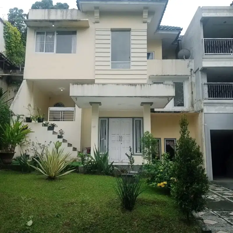 dijual cepat rumah di cluster sentul city