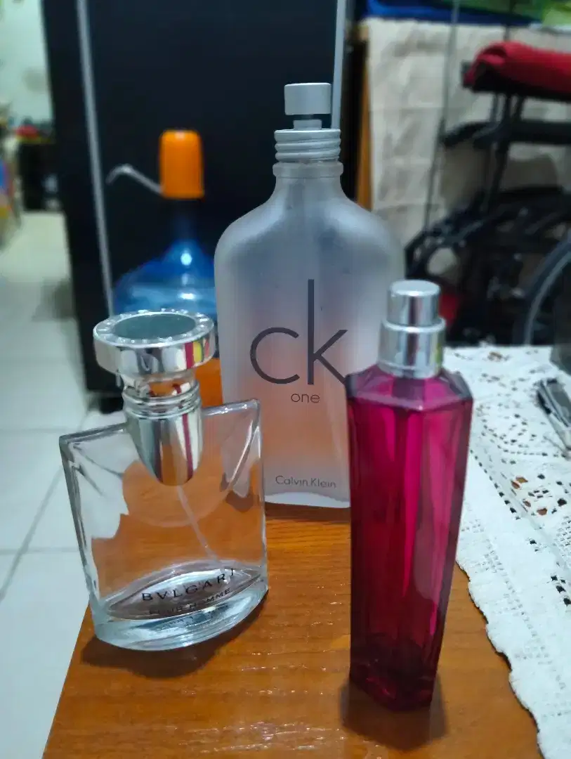 3 Botol parfum ori BVLGARI, CK, Escada