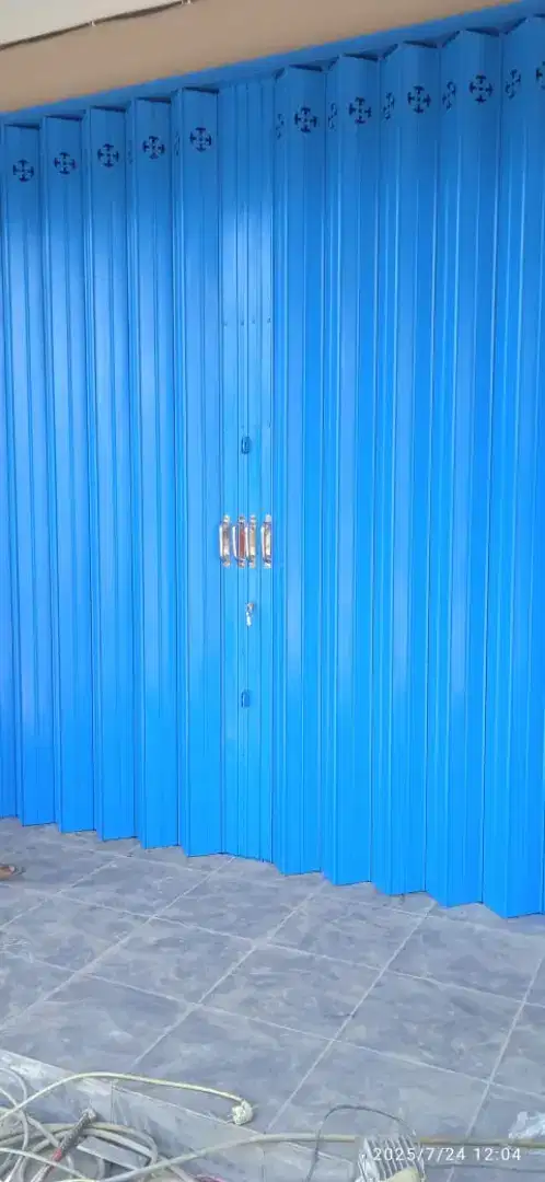 Produsen pintu harmonika