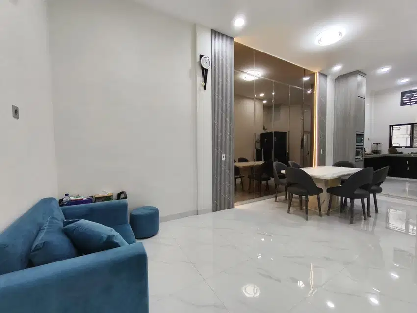 Dijual Rumah Furnished Komplek Brayan City Medan, Medan