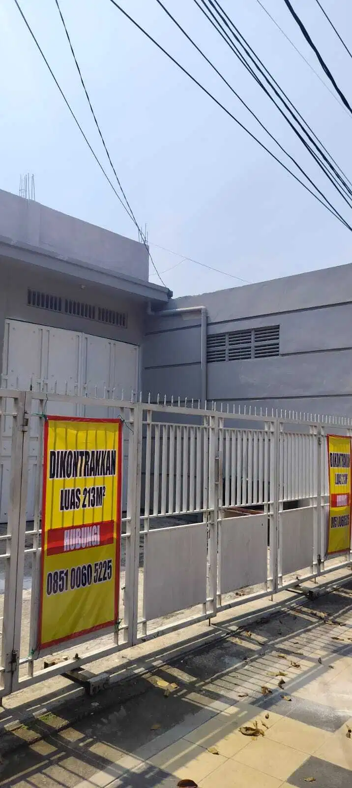 disewakan rumah semi toko di jalan panglima sudirman tuban kota jatim