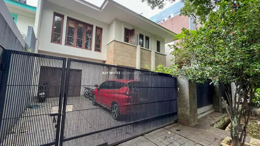 Rumah Bagus di Jl Kerinci VIII Cocok Untuk Hunian