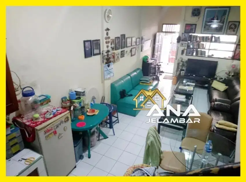 ANA RUMAH 3LT LUAS 4X15M AKSES BAGUS HADAP TIMUR DI JELAMBAR