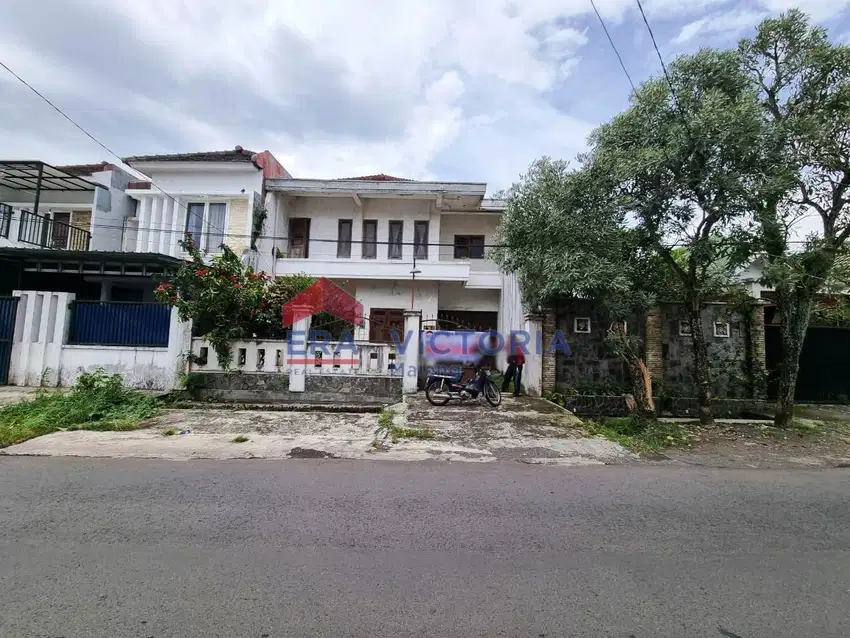 Rumah 5 kamar di Sewa / Jual di dekat exit tol Malang