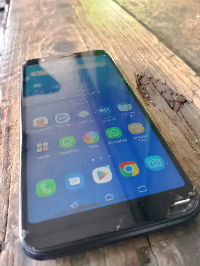 Asus max m1 3/2