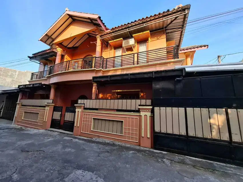 DI JUAL RUMAH DAN TOKO DI SELATAN UMS