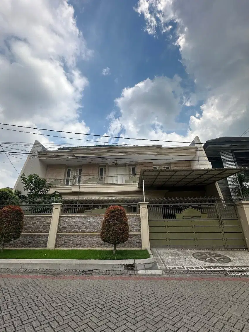 RUMAH GALAXY BUMI PERMAI FURNISH, ROW JALAN 4 MOBIL, TS