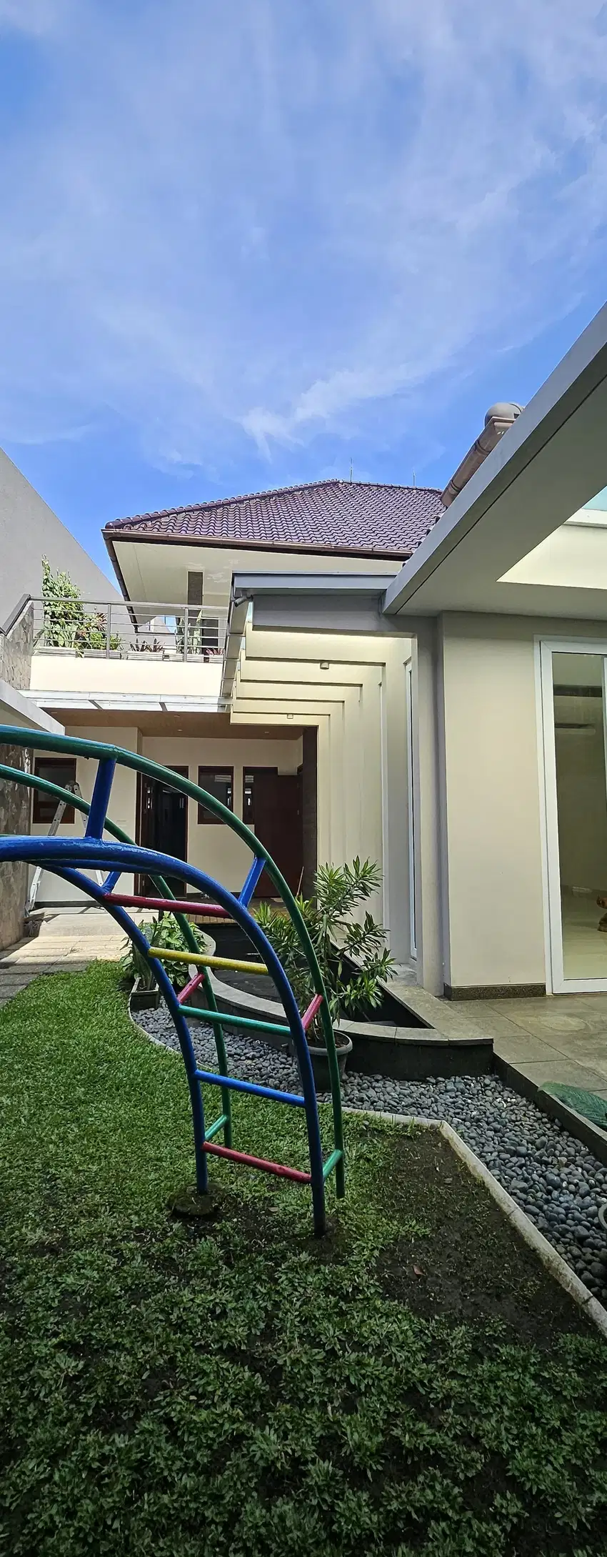 Rumah Modern Minimalis Siap Huni di Setrasari Bandung Utara