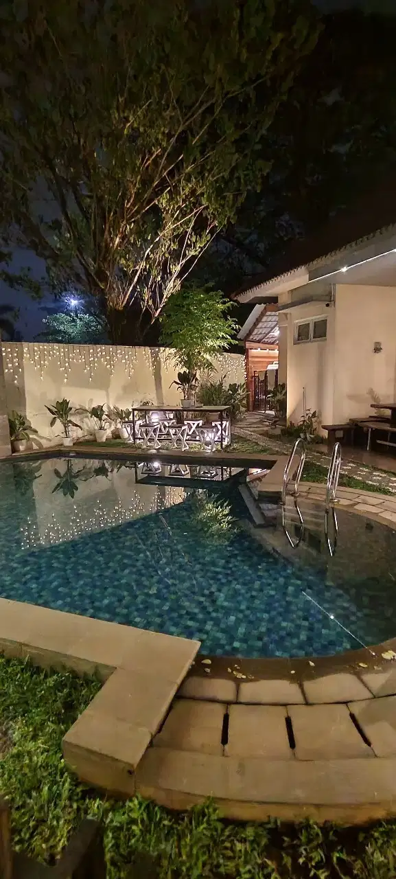 Jual Cepat. Rumah di Latinos. BSD. Tangerang. Bagus. Turun Harga. Tol