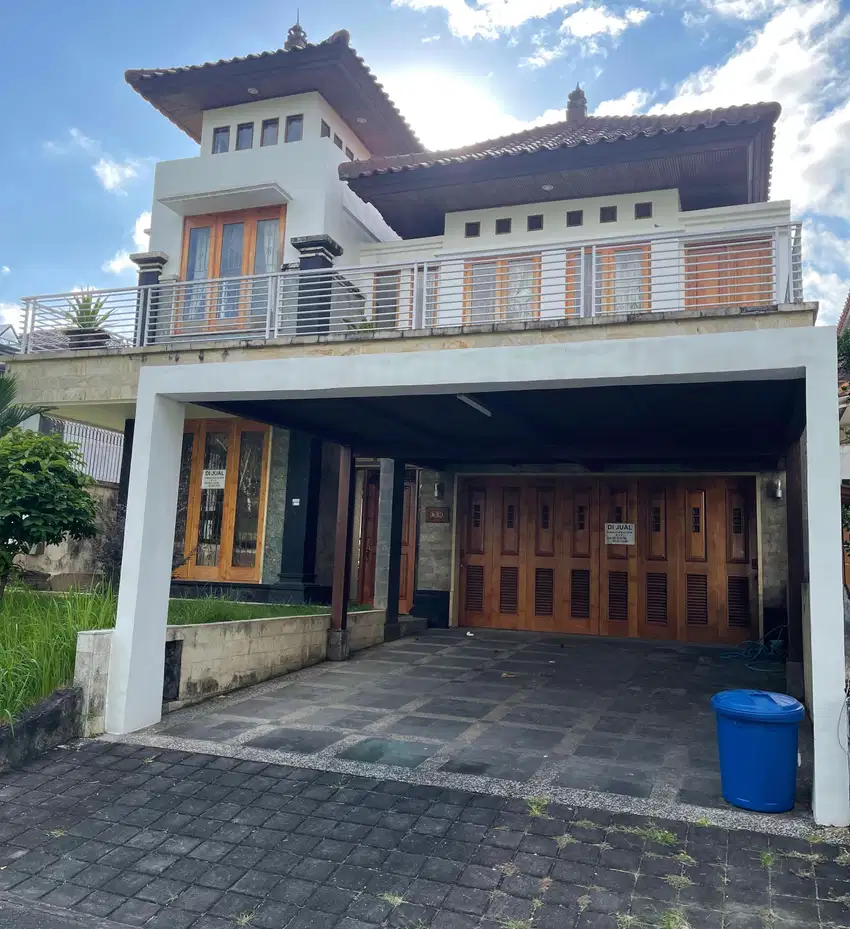 DIJUAL RUMAH DI KAWASAN ELIT TERAS AYUNG DENPASAR BALI