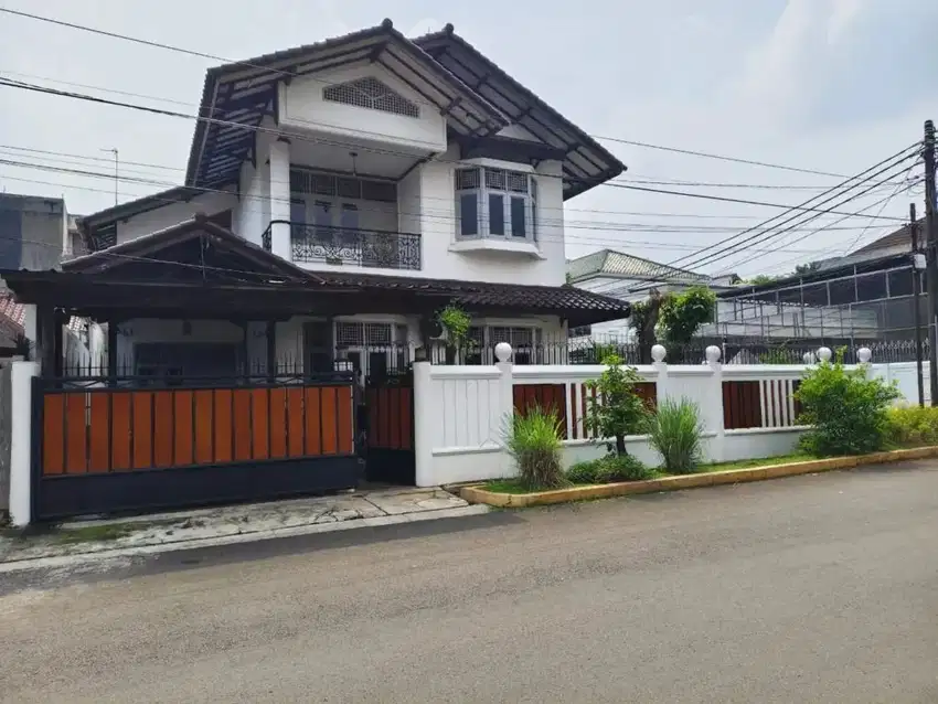 Rumah Hook di Perumahan Duren Sawit Baru Jakarta Timur