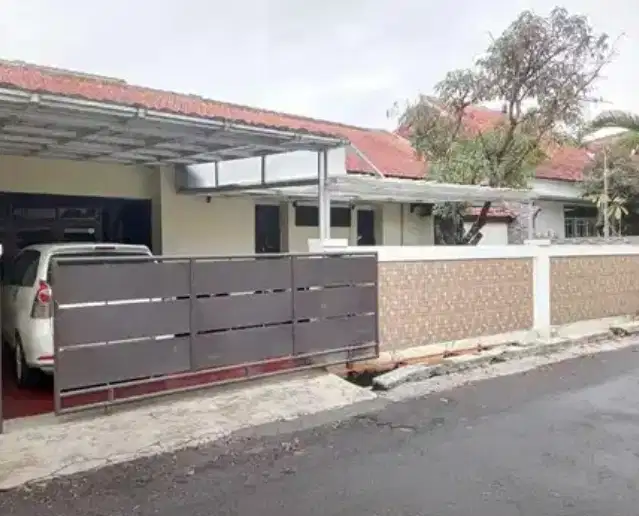 SEWA Rumah Turangga Buah Batu Sayap Karawitan Lokasi Strategis