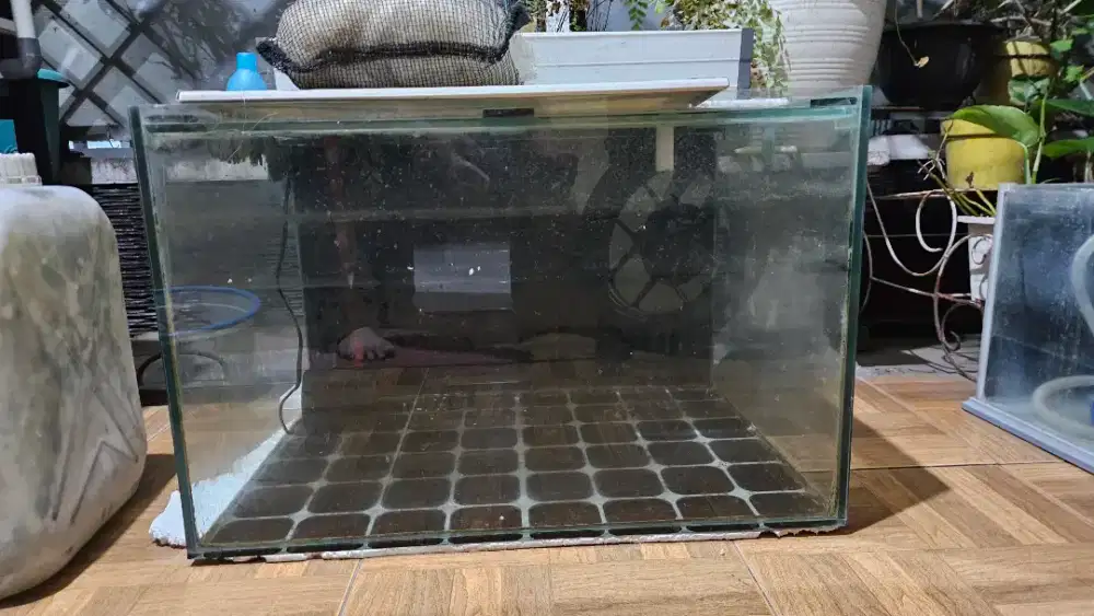 Dijual 2 Aquarium Bekas