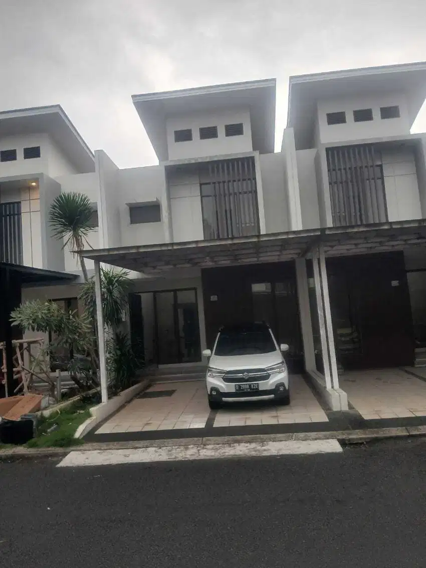 Rumah modern bebas banjir di cluster shinano jgc cakung