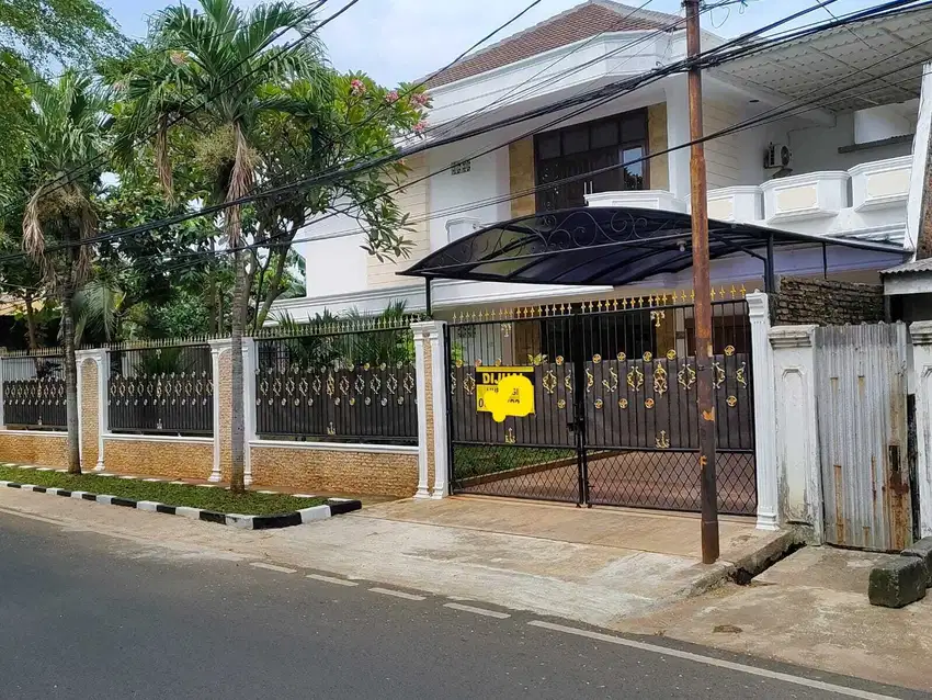 RUMAH MEWAH LINGKUNGAN ISTIMEWA - KOMPLEK DUREN SAWIT