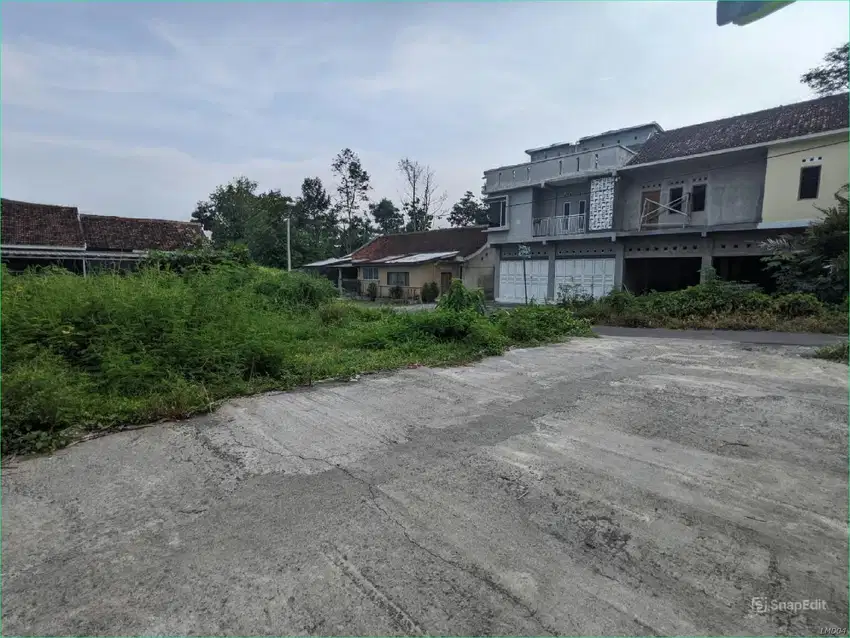 Akses Jalan Truk Papasan; Tanah Apik Dekat Stadion Maguwoharjo Sleman