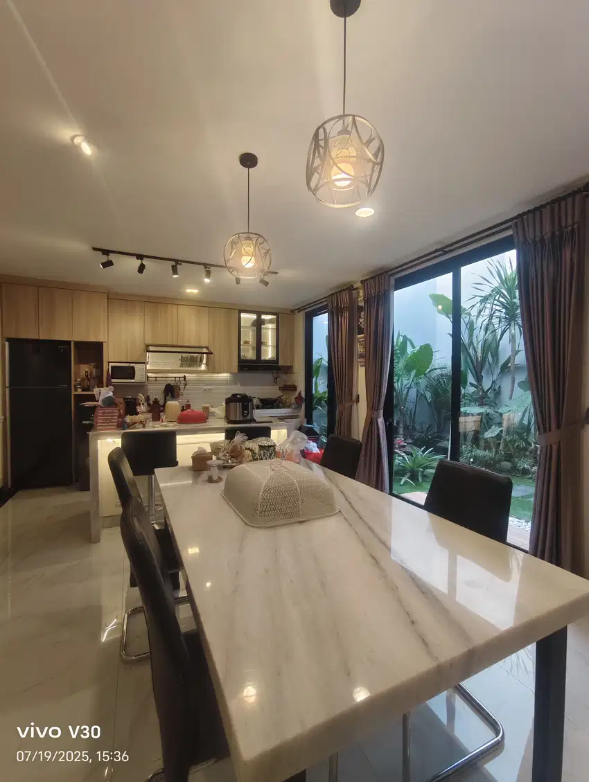 Sewa atw jual rumah full furnish suvarna sutra