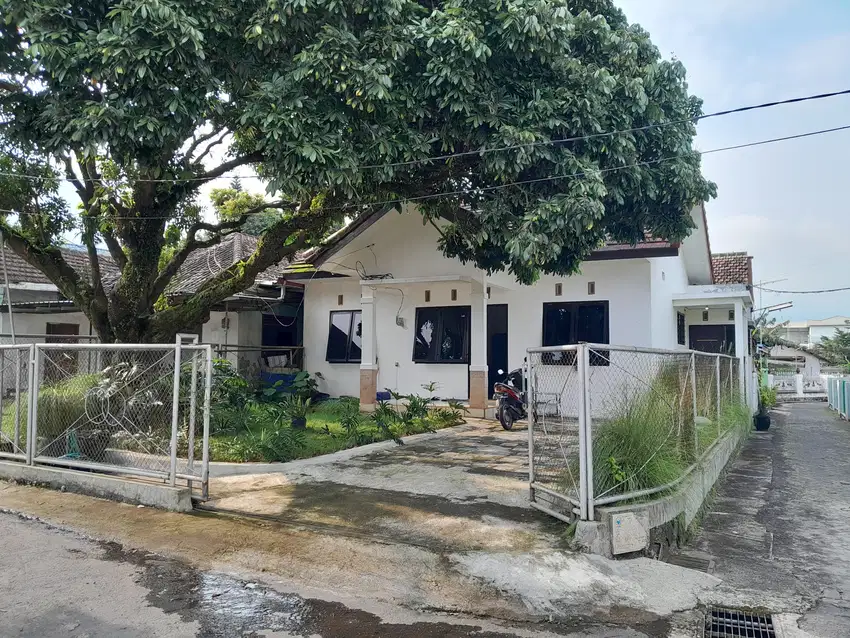 Kos harian syariah khusus pria dekat tengah kota batu