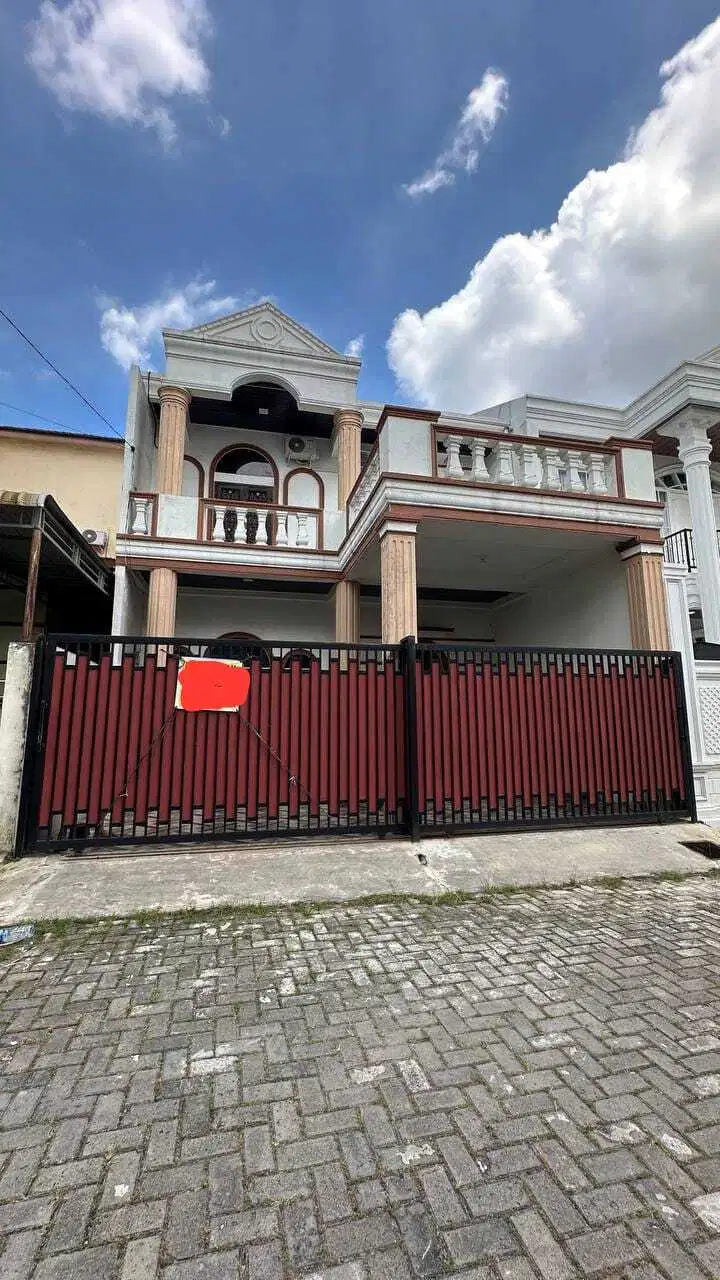 Rumah Villa Furnish Dalam Komplek Siap Huni Daerah SM Raja Air bersih