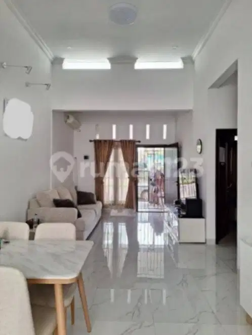 Dijual Rumah siap Huni di Aralia Harapan Indah Bekasi