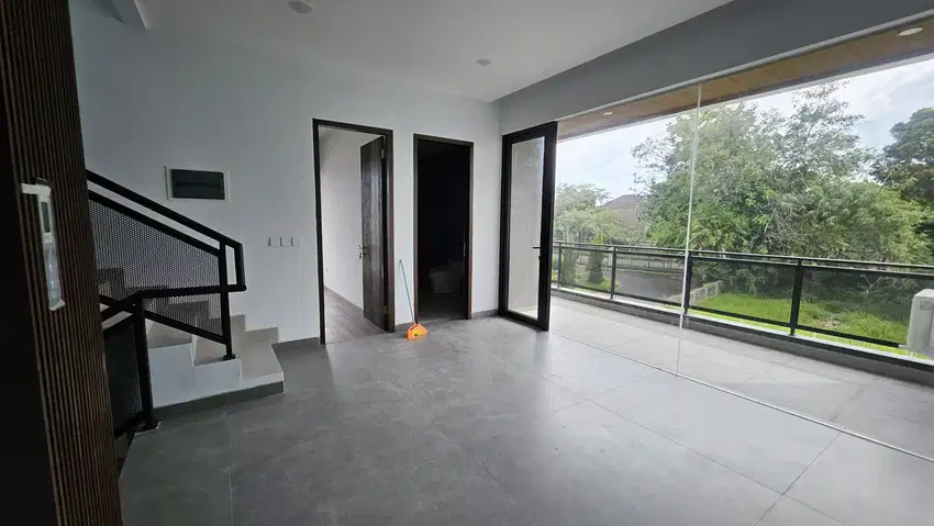 Dijual rumah modern tercantik dan mewah diSutera Flamboyan Alam Sutera