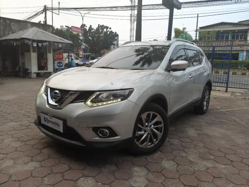DP Rendah  8JT - Nissan Xtrail 2.5 Bensin-AT 2016 Silver