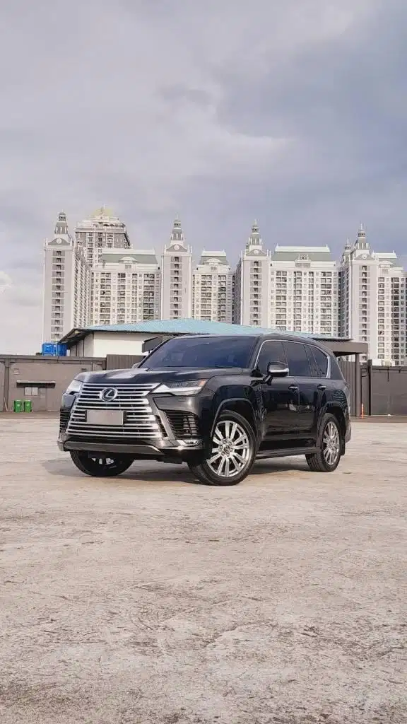 2023 Lexus LX600 Luxury VIP 2+2 Seater ATPM KM 7000