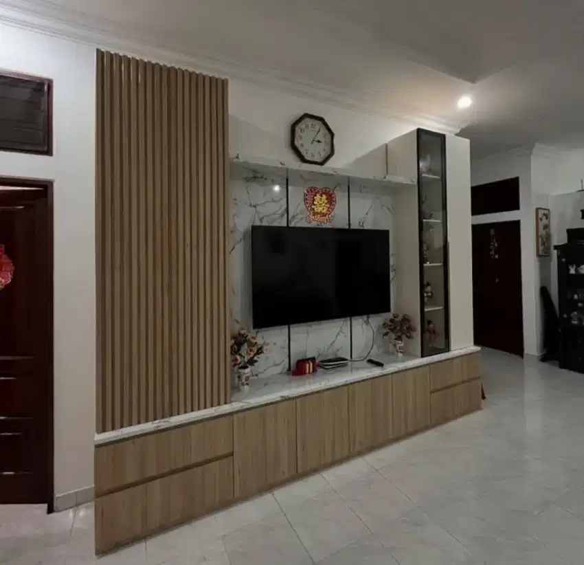 Backdrop tv minimalis