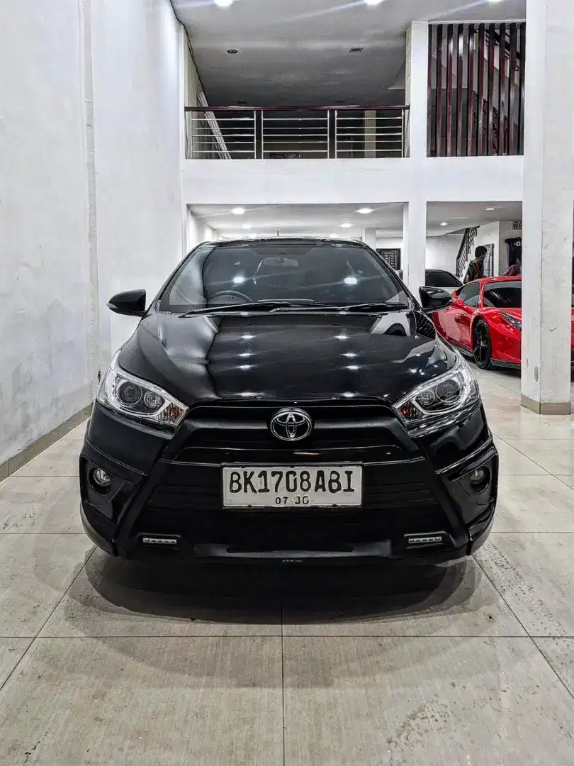 (TDP 10JT) YARIS TRD Manual 2015 / 2016 hitam sportivo toyota