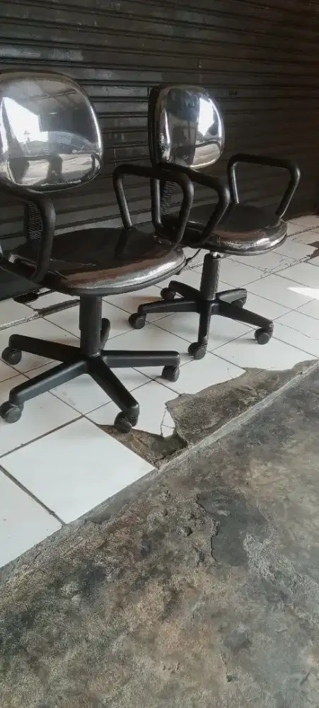 Kursi kantor karyawan reday