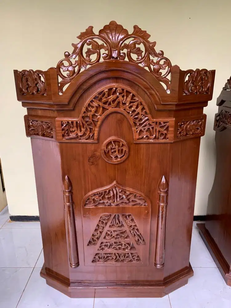 Mimbar podium mimbar masjid bahan kayu jati tanpa campuran