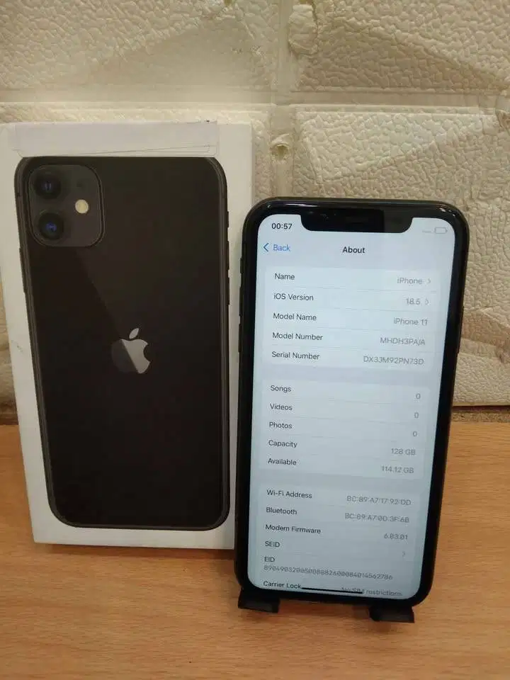 Apple: iPhone X, XS, 11, 12, 13, 14 hingga 16 Pro Max